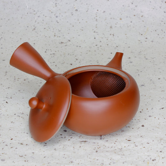 Red clay kyusu teapot