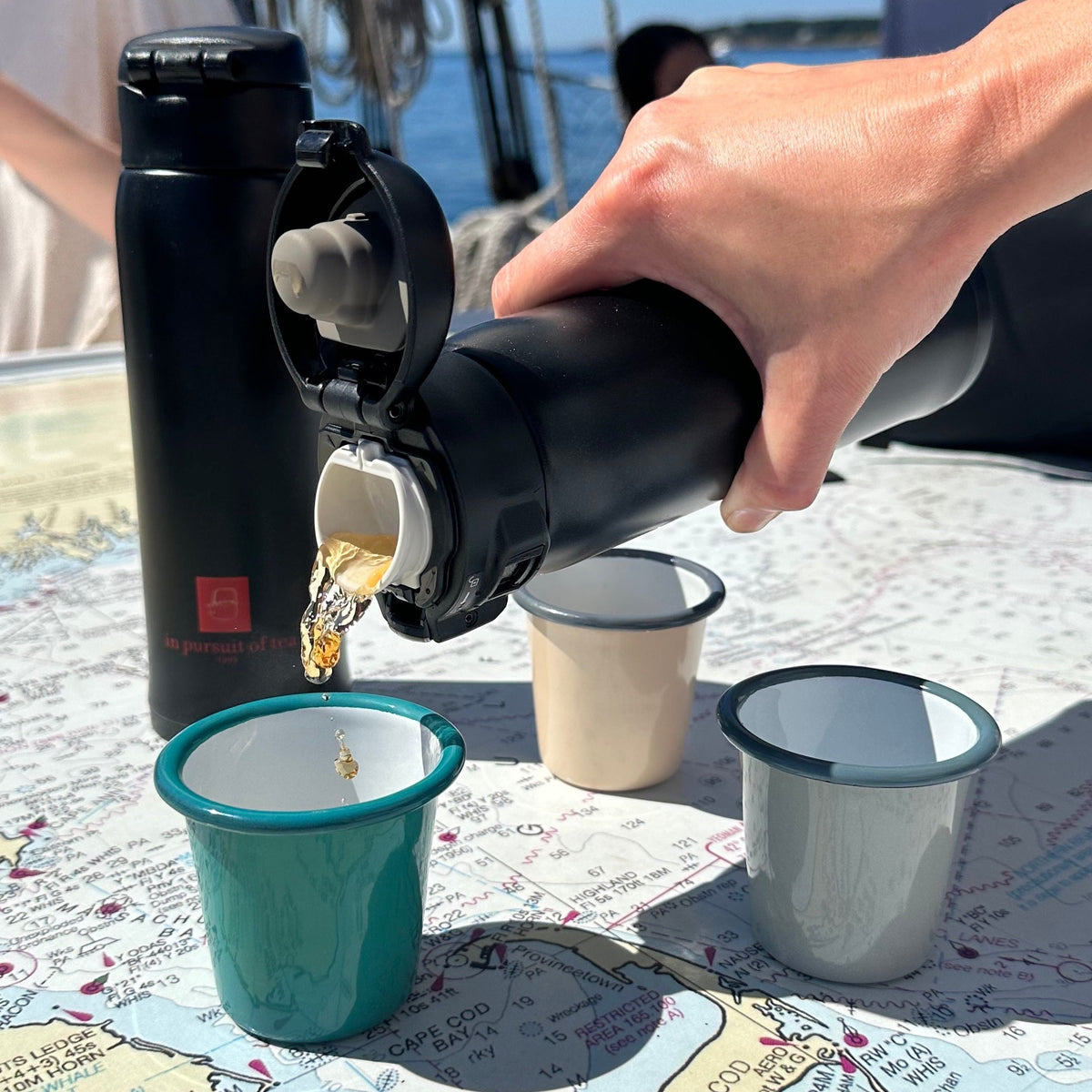 Insulated tea thermos