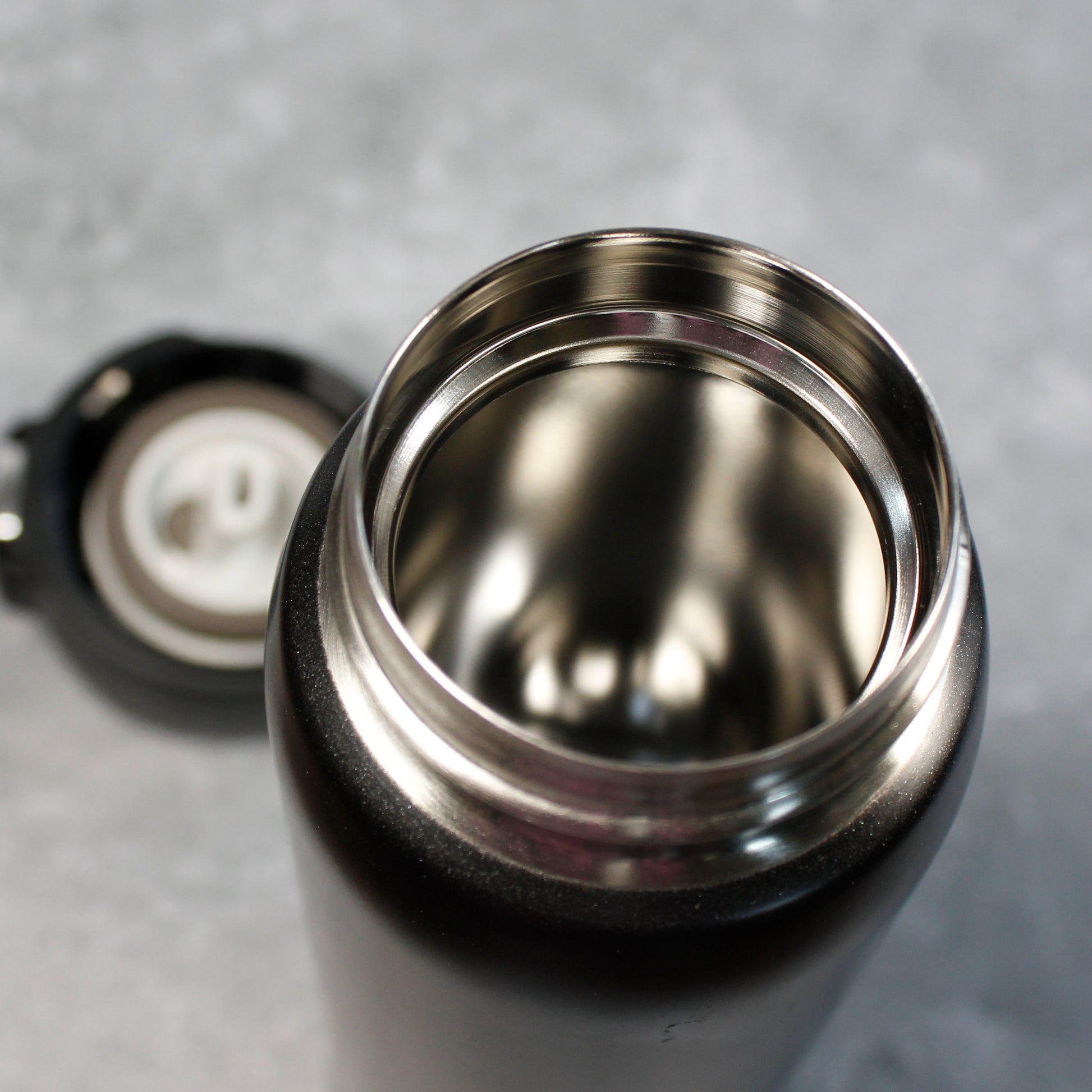 IPOT Tea Thermos (16 oz) - inside