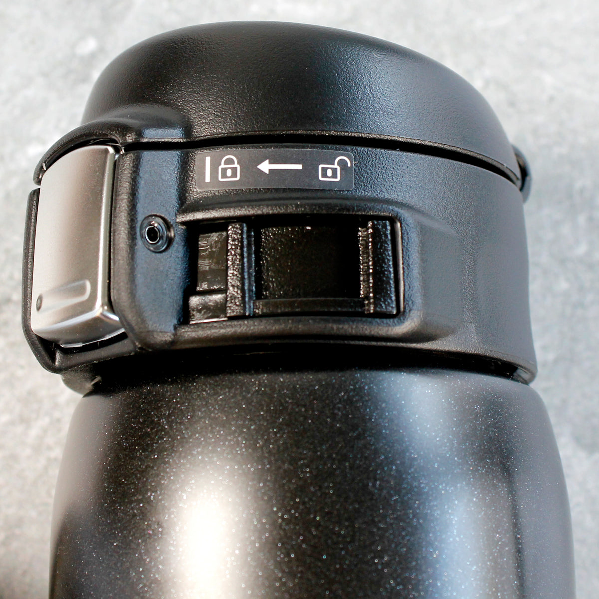 IPOT Tea Thermos (16 oz) - lock